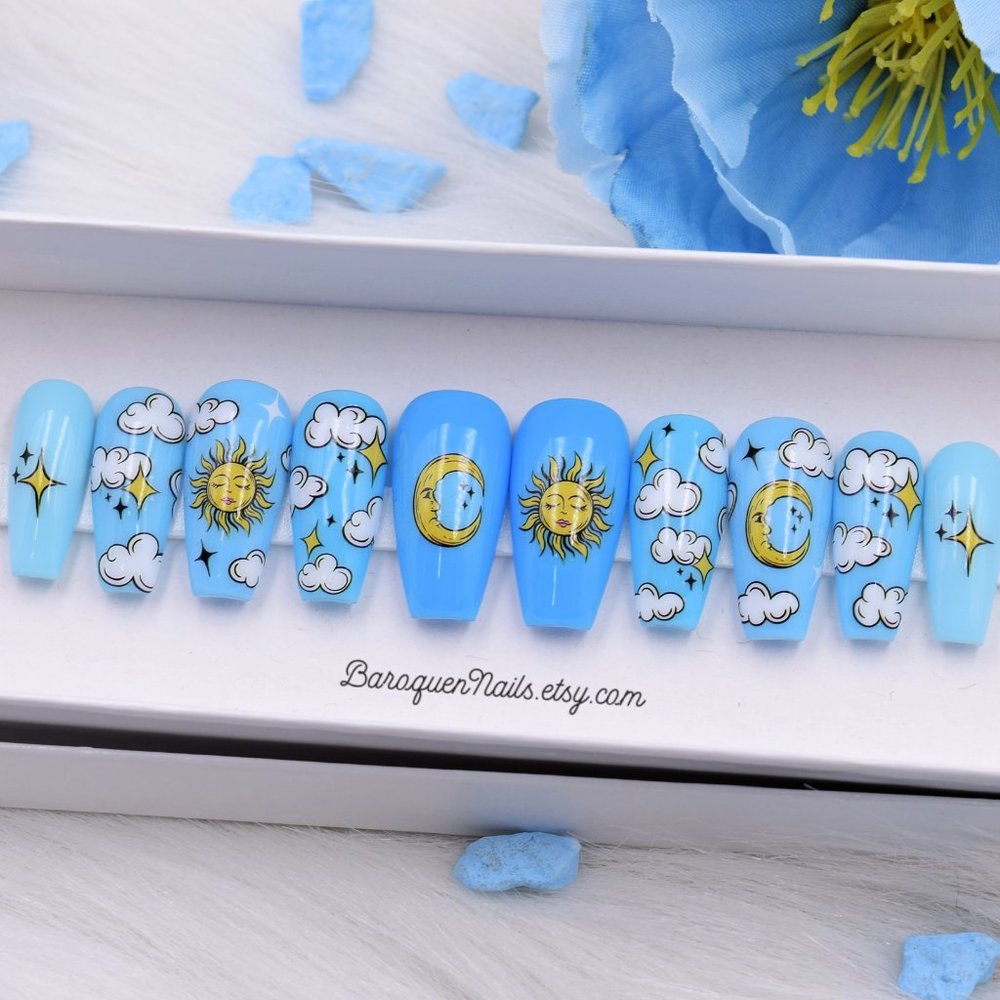 Sun And Moon Tarot Nails Blue Ombre Fake Nails